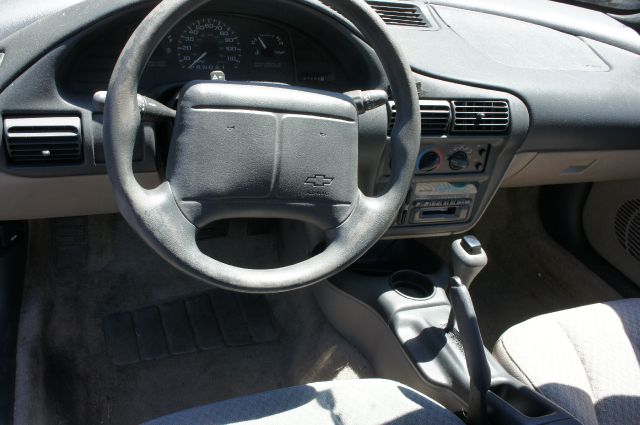 Chevrolet Cavalier 1997 photo 3