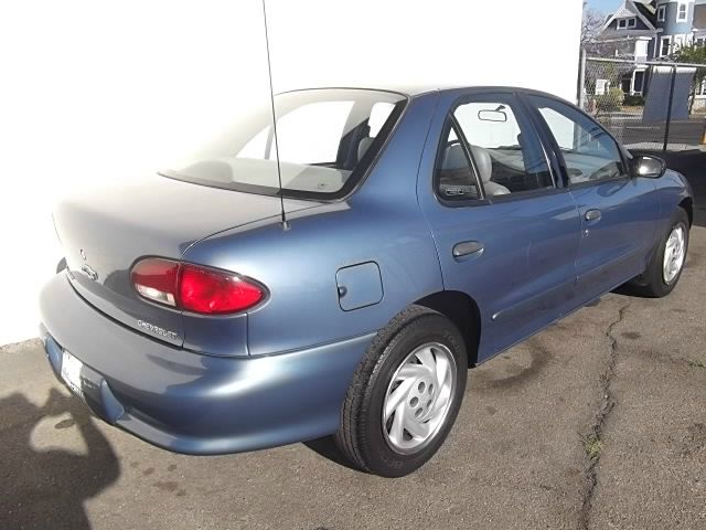 Chevrolet Cavalier 1998 photo 13