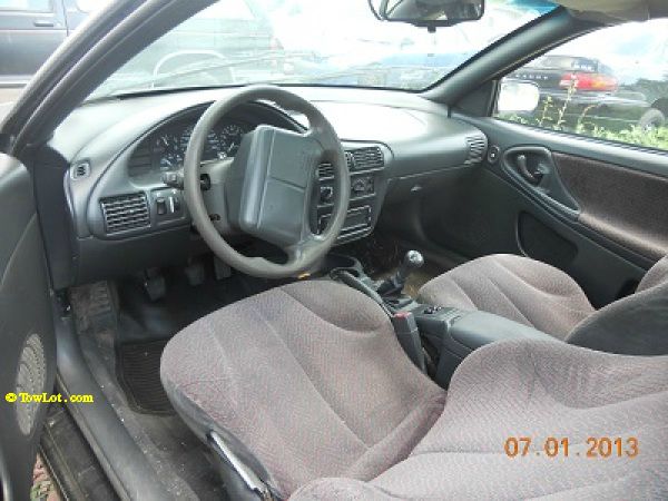 Chevrolet Cavalier 1998 photo 2