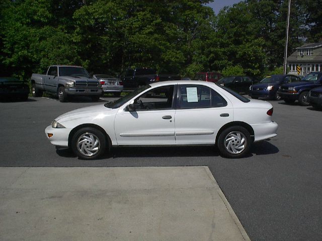 Chevrolet Cavalier 1999 photo 4