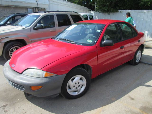 Chevrolet Cavalier 1999 photo 2