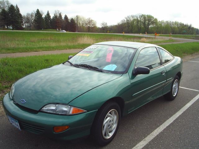 Chevrolet Cavalier 1999 photo 3