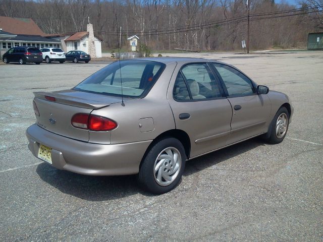 Chevrolet Cavalier 1999 photo 2