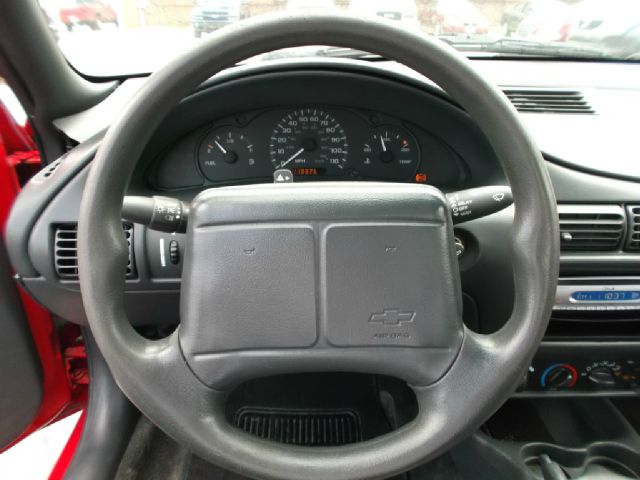 Chevrolet Cavalier 2000 photo 1