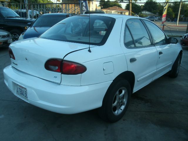 Chevrolet Cavalier 2000 photo 4