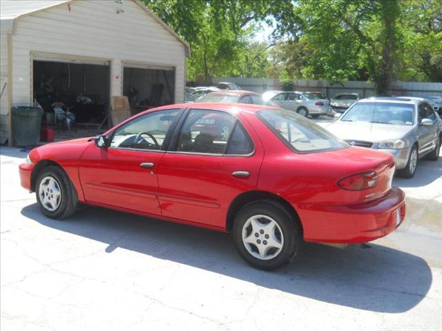 Chevrolet Cavalier 2000 photo 3