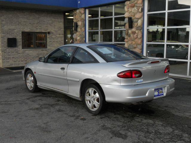 Chevrolet Cavalier 2000 photo 2