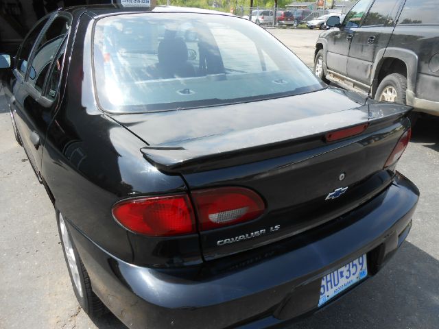 Chevrolet Cavalier 3.2 Sedan 4dr Sedan