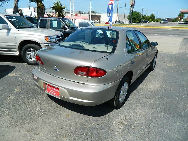 Chevrolet Cavalier 2001 photo 1