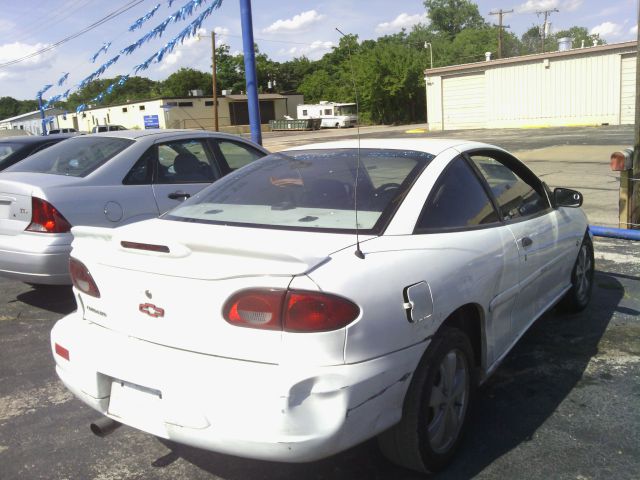 Chevrolet Cavalier 2001 photo 1