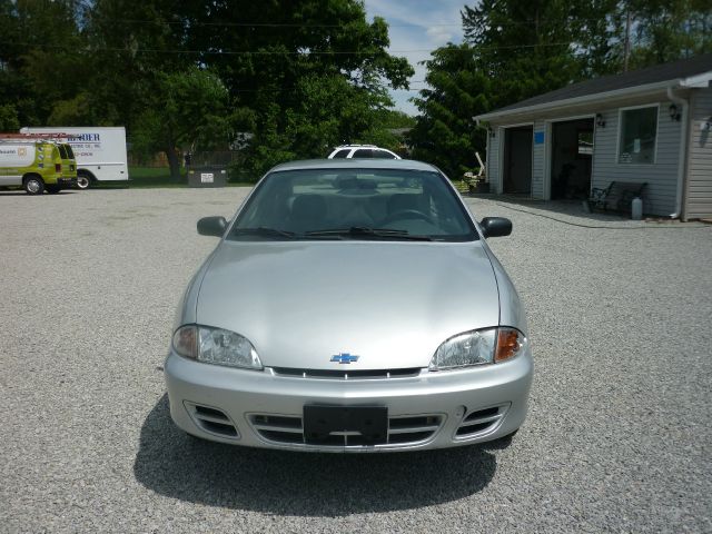 Chevrolet Cavalier 2001 photo 2