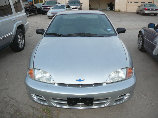 Chevrolet Cavalier 2001 photo 3