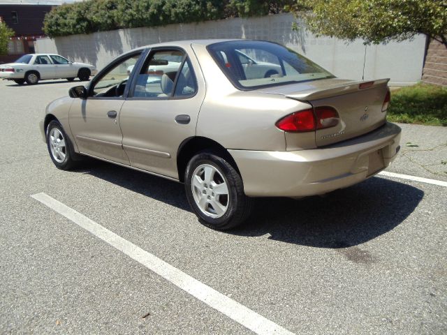 Chevrolet Cavalier 2001 photo 2