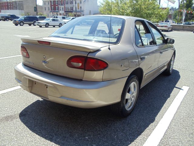 Chevrolet Cavalier 2001 photo 3