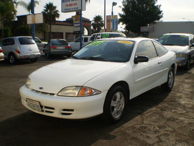 Chevrolet Cavalier 2001 photo 2