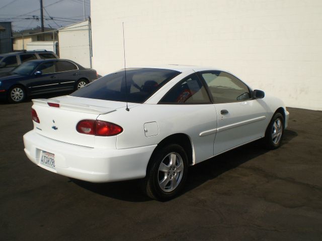 Chevrolet Cavalier 2001 photo 4