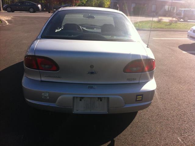 Chevrolet Cavalier 2001 photo 1