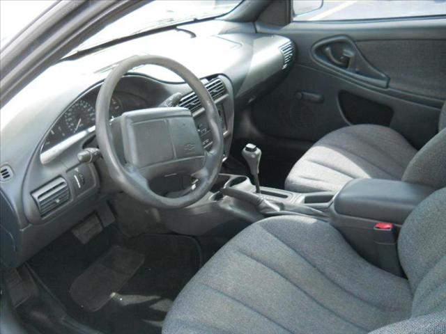 Chevrolet Cavalier 2001 photo 3