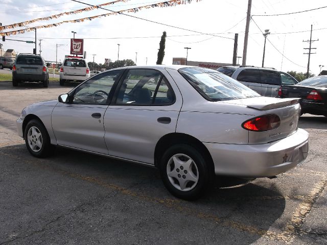 Chevrolet Cavalier 2001 photo 4