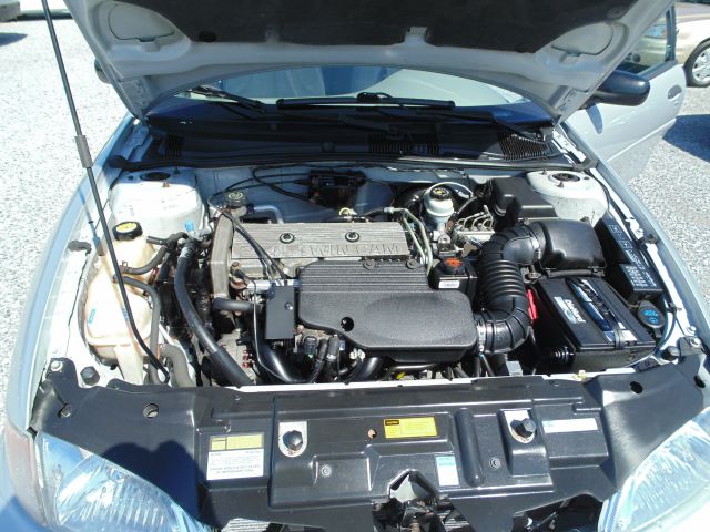 Chevrolet Cavalier 2001 photo 3