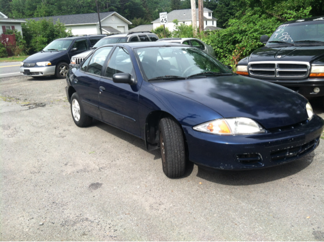 Chevrolet Cavalier 2001 photo 3