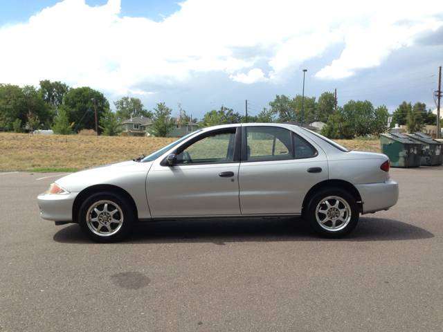 Chevrolet Cavalier 2001 photo 3