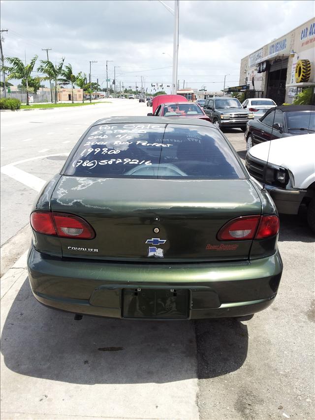 Chevrolet Cavalier 2001 photo 2