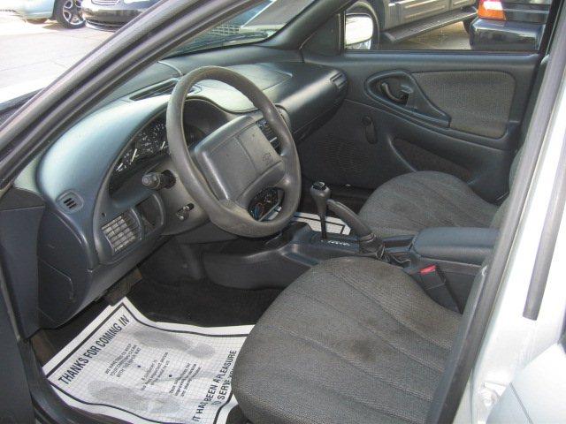 Chevrolet Cavalier 2002 photo 4