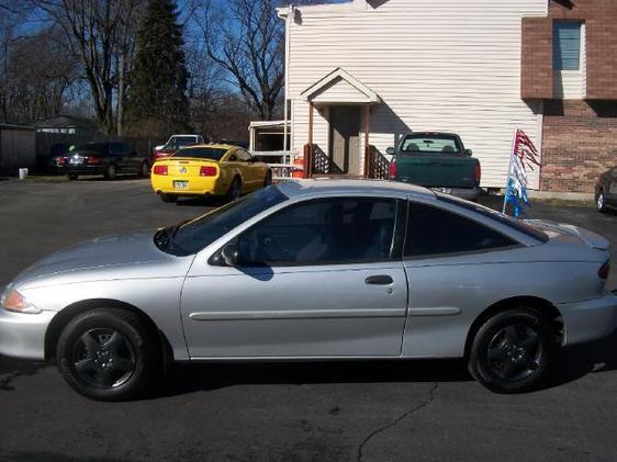 Chevrolet Cavalier 2002 photo 2