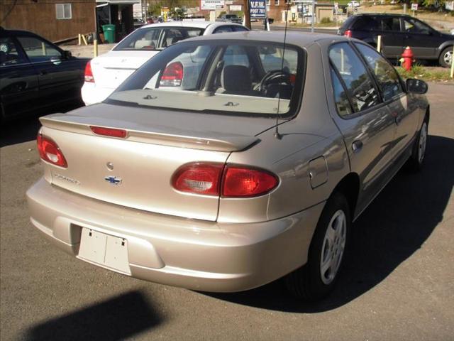 Chevrolet Cavalier 2002 photo 3