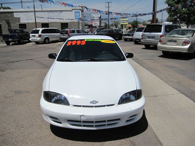 Chevrolet Cavalier 2002 photo 3