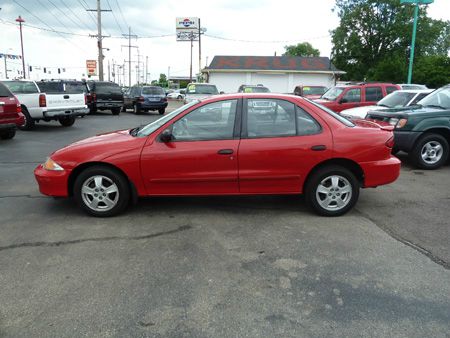 Chevrolet Cavalier 2002 photo 2