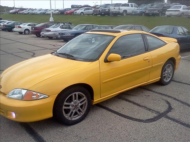 Chevrolet Cavalier 2002 photo 2