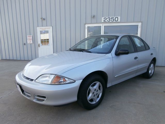 Chevrolet Cavalier 2002 photo 3