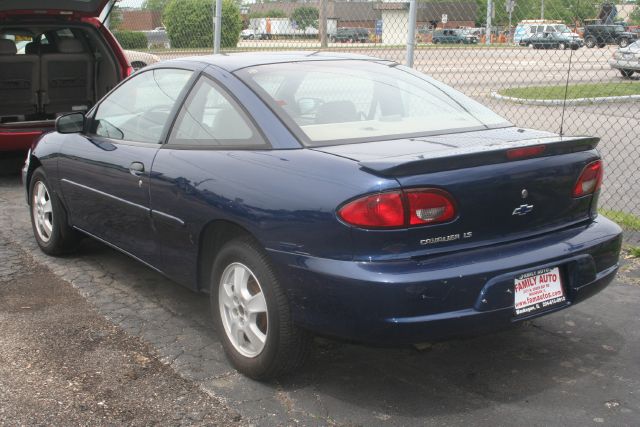 Chevrolet Cavalier 2002 photo 2