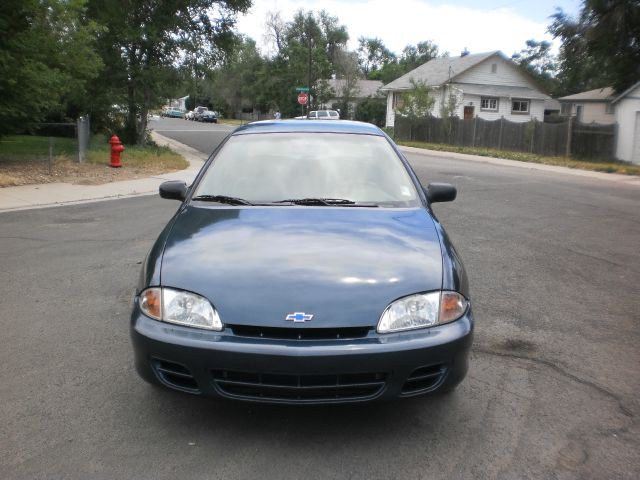 Chevrolet Cavalier 2002 photo 3