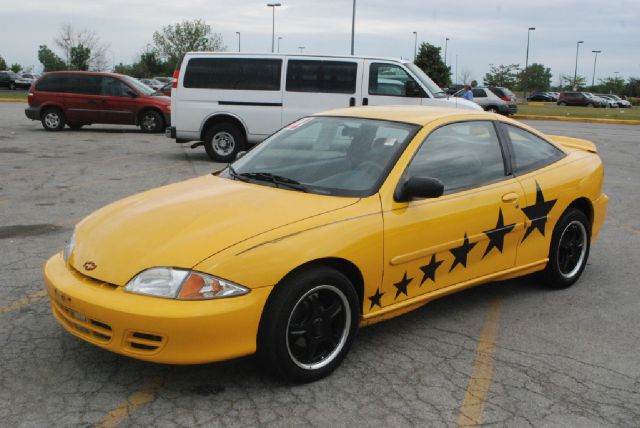 Chevrolet Cavalier 2002 photo 2