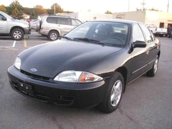 Chevrolet Cavalier 2002 photo 3