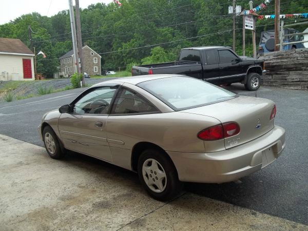 Chevrolet Cavalier 2002 photo 1