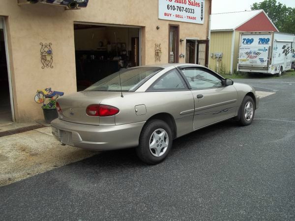 Chevrolet Cavalier 2002 photo 4