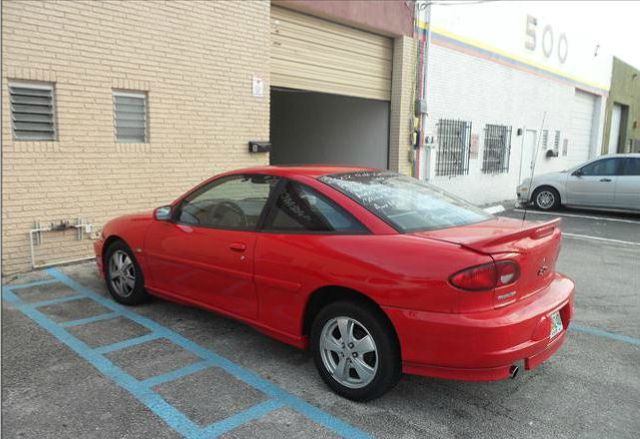 Chevrolet Cavalier 2002 photo 2