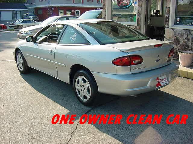 Chevrolet Cavalier 2002 photo 3