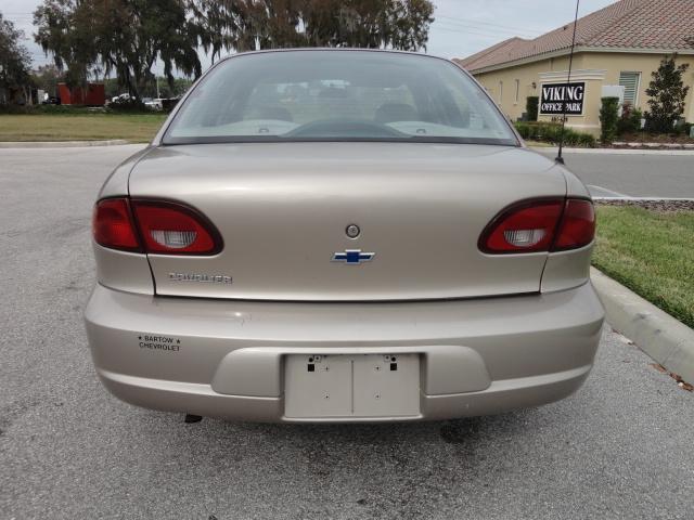 Chevrolet Cavalier 2002 photo 4