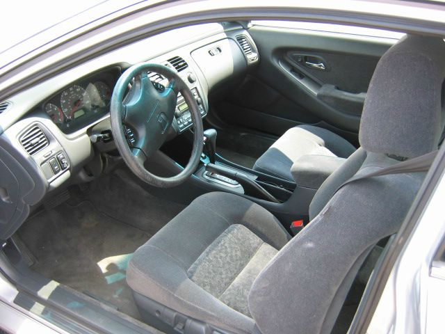 Chevrolet Cavalier 2003 photo 2