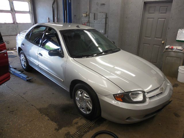 Chevrolet Cavalier 3.2 Sedan 4dr Sedan