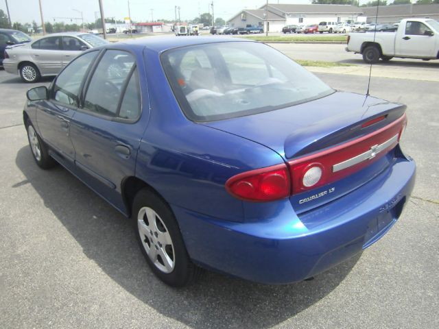 Chevrolet Cavalier 2003 photo 2