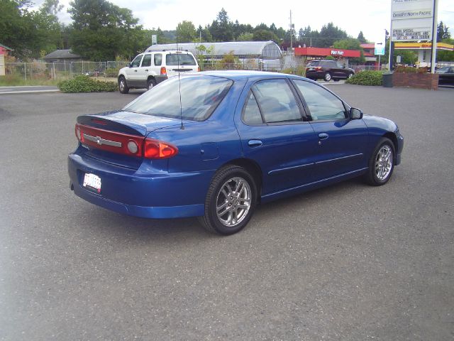 Chevrolet Cavalier 2003 photo 2