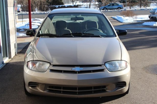 Chevrolet Cavalier 2003 photo 3