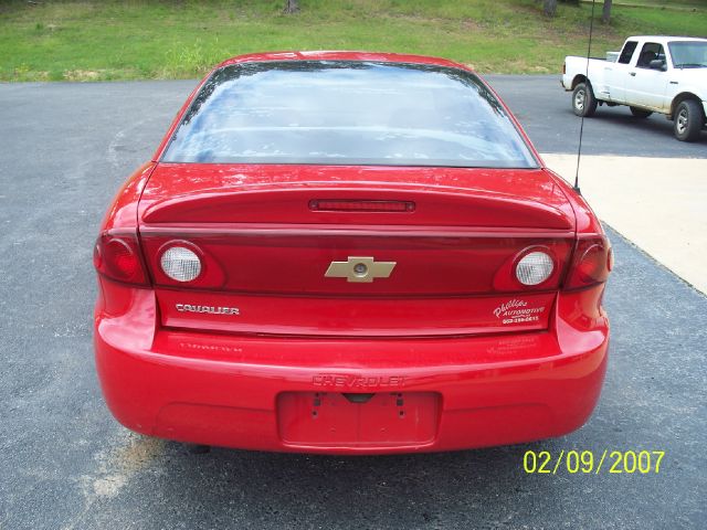 Chevrolet Cavalier 2004 photo 2