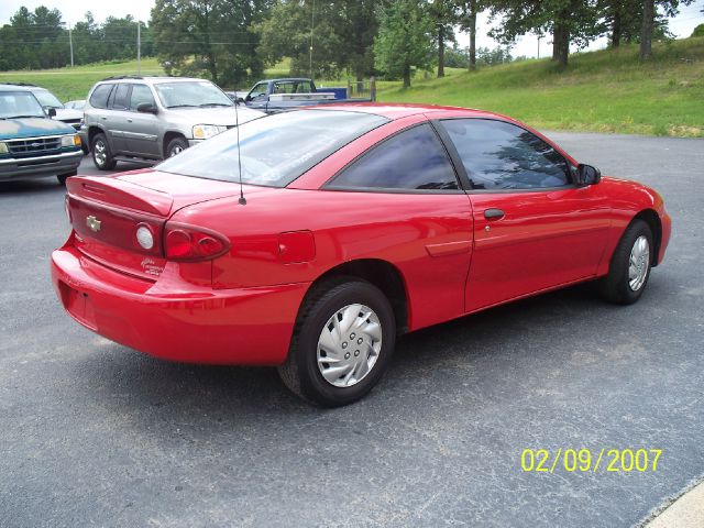 Chevrolet Cavalier 2004 photo 3